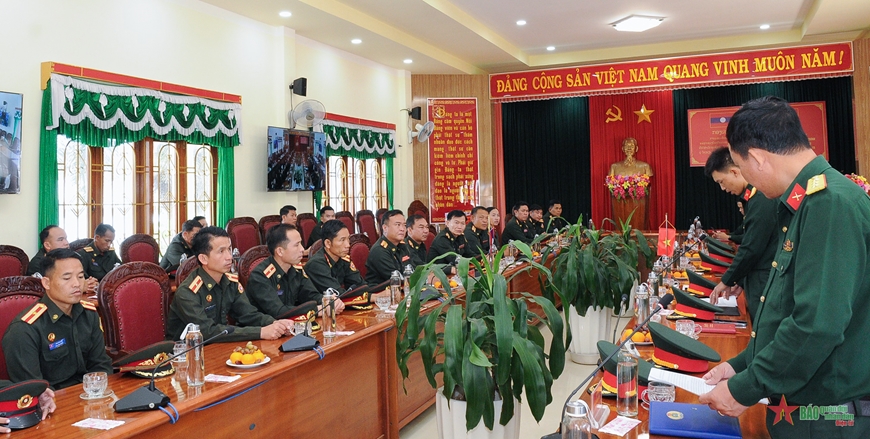 Binh đoàn 15 bàn giao học viên Lào tập huấn tại Trường Cao đẳng nghề số 21