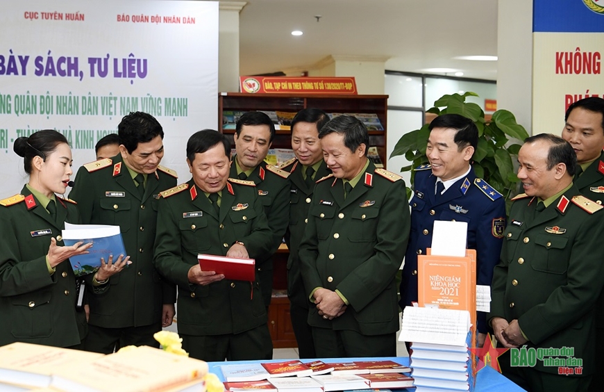 Hội thảo khoa học: “80 năm xây dựng Quân đội nhân dân Việt Nam vững mạnh về chính trị - Thành tựu và kinh nghiệm”