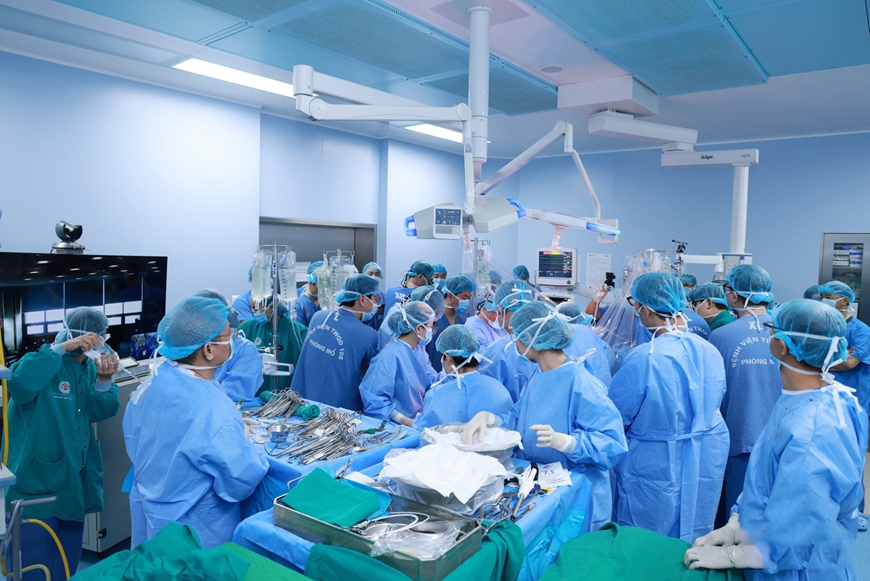 Bệnh viện Trung ương Quân đội 108 hỗ trợ Bệnh viện Quân y 103 thực hiện ca lấy - ghép đa tạng thành công