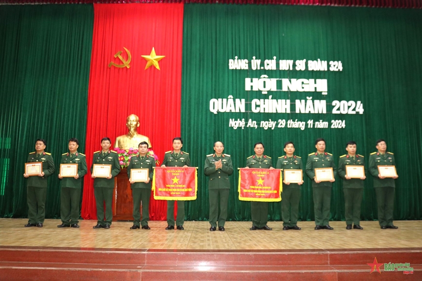 Sư đoàn 324, Quân khu 4 được đề nghị tặng Cờ thi đua của Thủ tướng Chính phủ