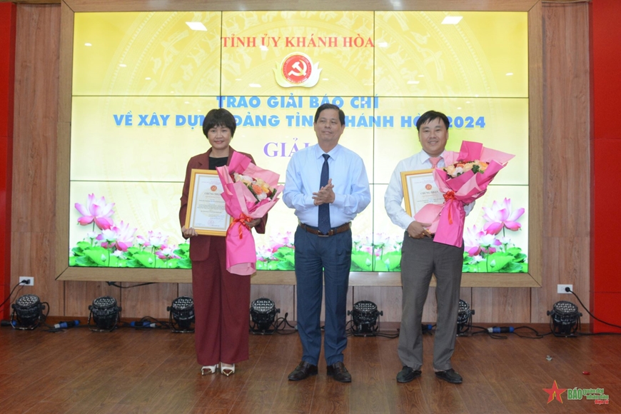 Báo Quân đội nhân dân đoạt giải B Giải báo chí về xây dựng Đảng tỉnh Khánh Hòa lần thứ IV