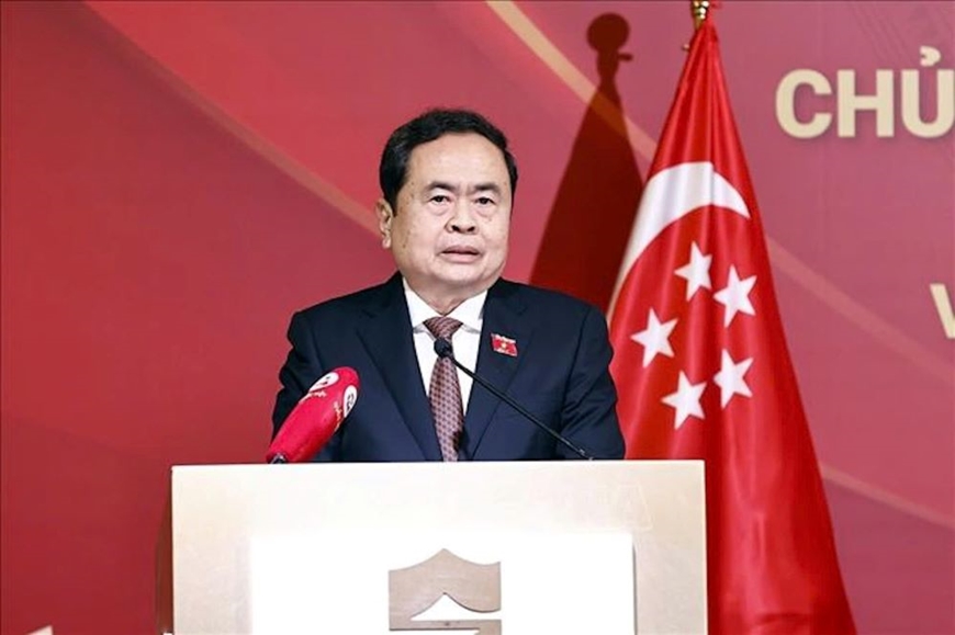 Chủ tịch Quốc hội Trần Thanh Mẫn gặp gỡ cộng đồng người Việt Nam tại Singapore
