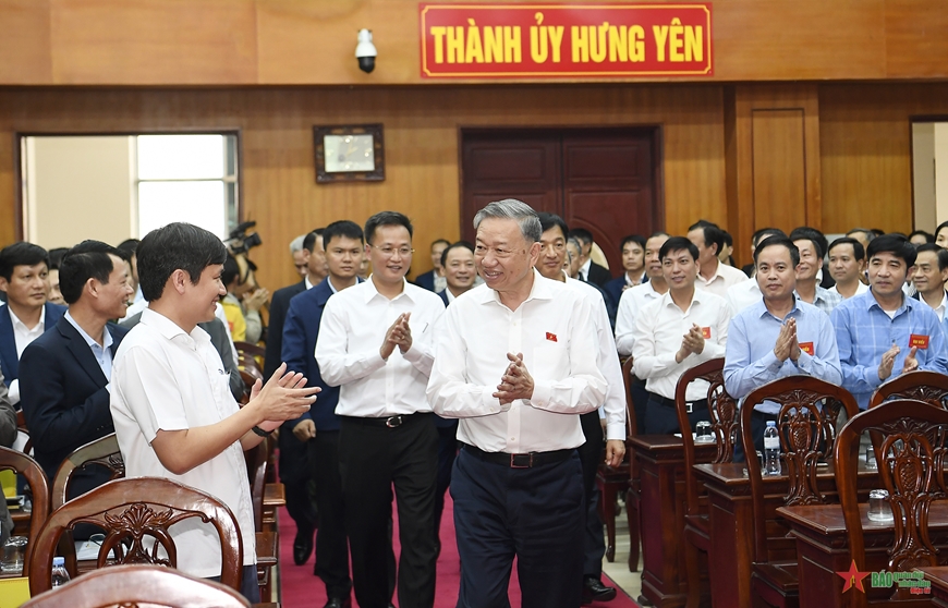 Tổng Bí thư Tô Lâm tiếp xúc cử tri tỉnh Hưng Yên sau Kỳ họp thứ tám, Quốc hội khóa XV