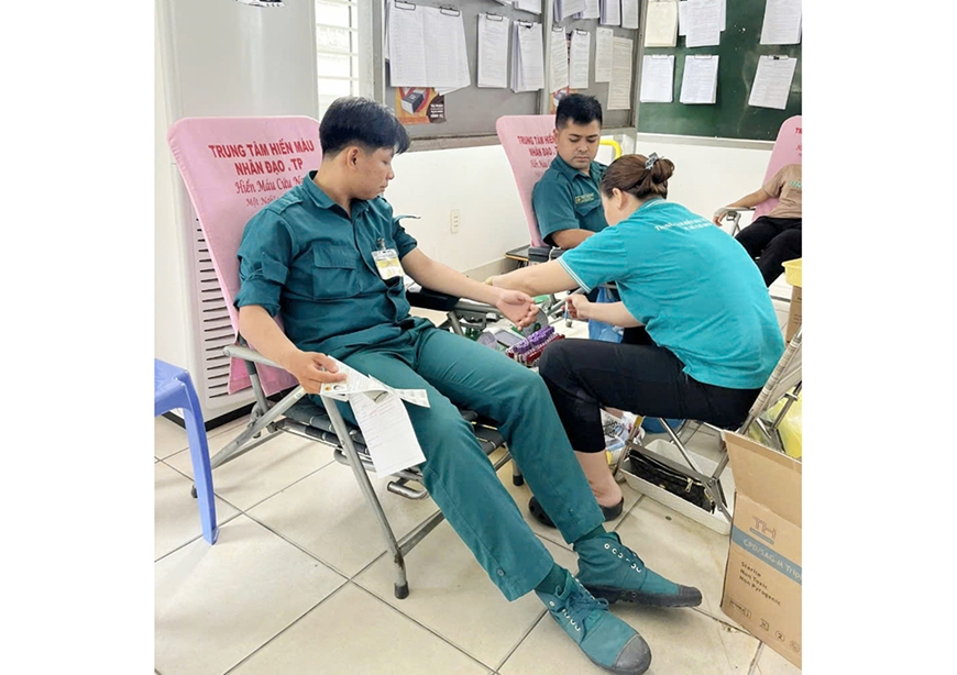 Tình quân dân trên quê hương 18 thôn vườn trầu