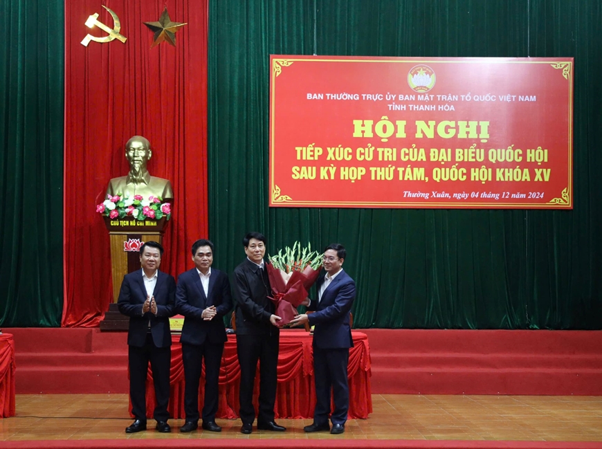 Chủ tịch nước Lương Cường tiếp xúc cử tri tỉnh Thanh Hóa sau Kỳ họp thứ tám, Quốc hội khóa XV