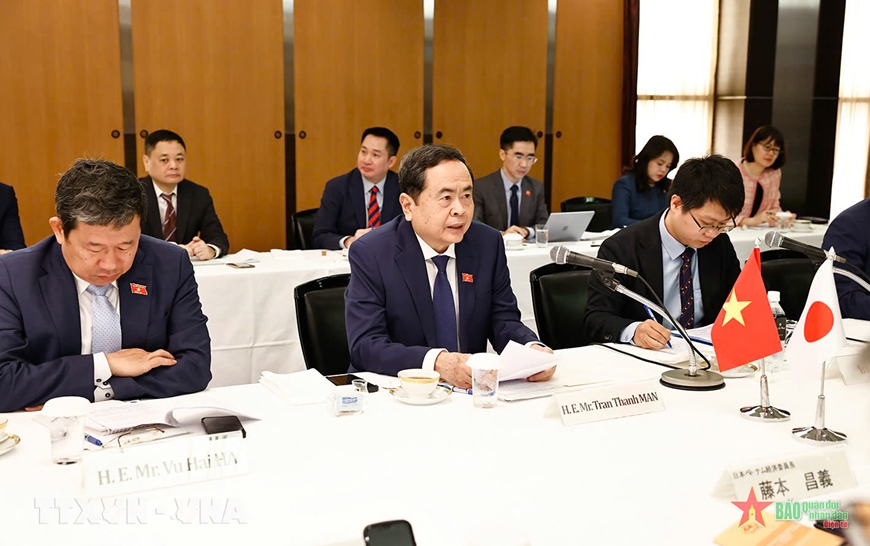 Chủ tịch Quốc hội Trần Thanh Mẫn ăn sáng làm việc với Liên đoàn các tổ chức kinh tế Nhật Bản