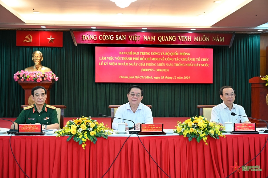 Ban chỉ đạo Trung ương và Bộ Quốc phòng làm việc với TP Hồ Chí Minh về kỷ niệm 50 năm Ngày giải phóng miền Nam
