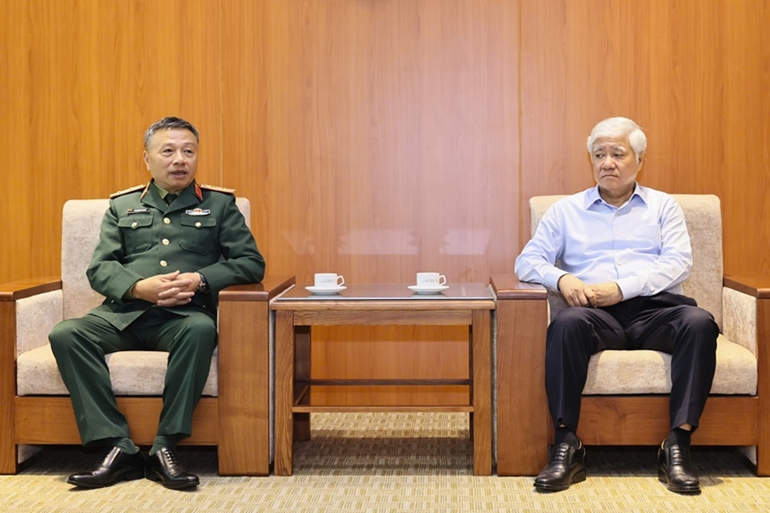 Bộ Quốc phòng ủng hộ Quỹ “Vì người nghèo” Trung ương 1 tỷ đồng