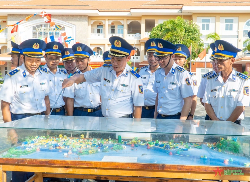 Bộ tư lệnh Vùng Cảnh sát biển 3: Xây dựng thế trận lòng dân vững chắc