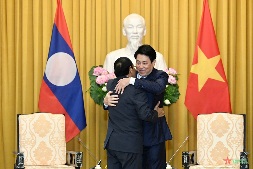 Chủ tịch nước Lương Cường tiếp Thường trực Ban Bí thư, Phó chủ tịch nước Lào Bounthong Chitmany