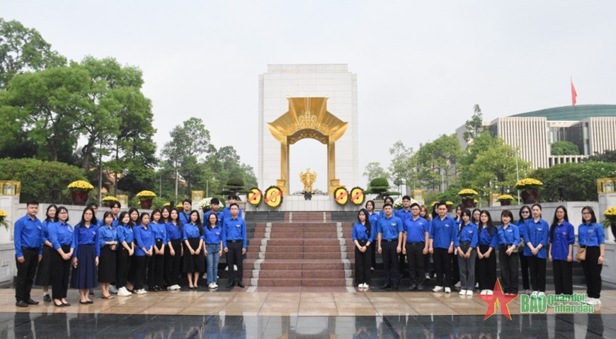 Tạo nên tính thiêng trong xây dựng đài tưởng niệm