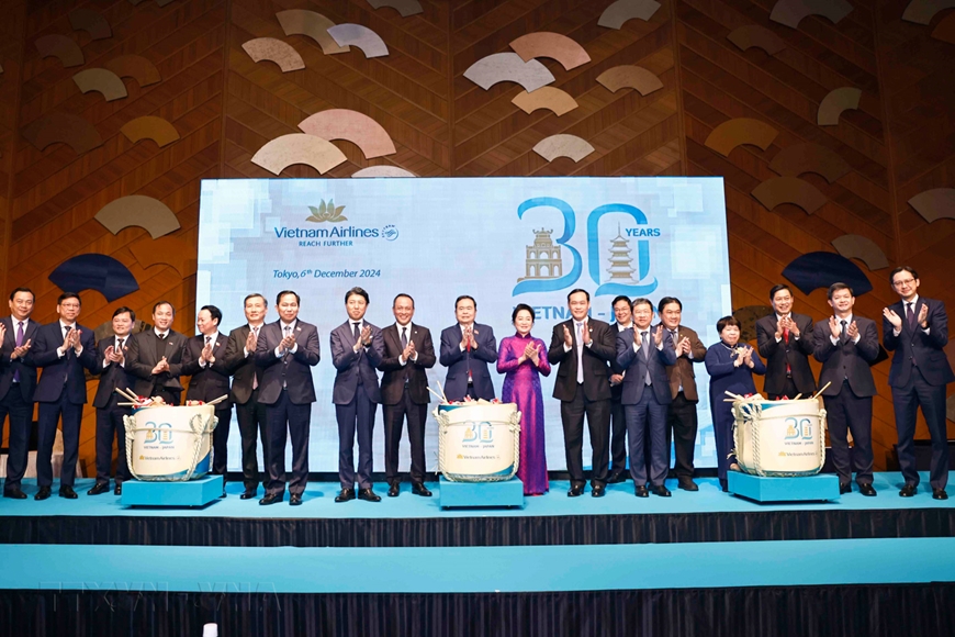 Chủ tịch Quốc hội Trần Thanh Mẫn dự kỷ niệm 30 năm đường bay thẳng Việt Nam - Nhật Bản của Vietnam Airlines