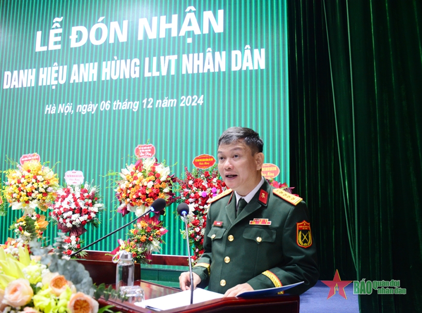 Khoa Vô tuyến điện tử (Học viện Kỹ thuật Quân sự) đón nhận Danh hiệu Anh hùng Lực lượng vũ trang nhân dân