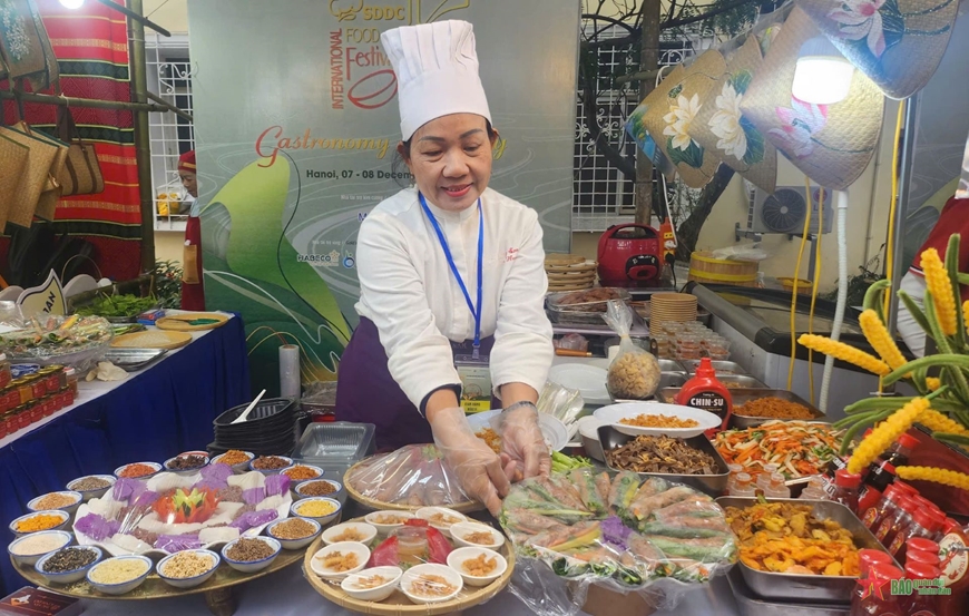 Trải nghiệm văn hóa 60 quốc gia tại Liên hoan Ẩm thực quốc tế 2024