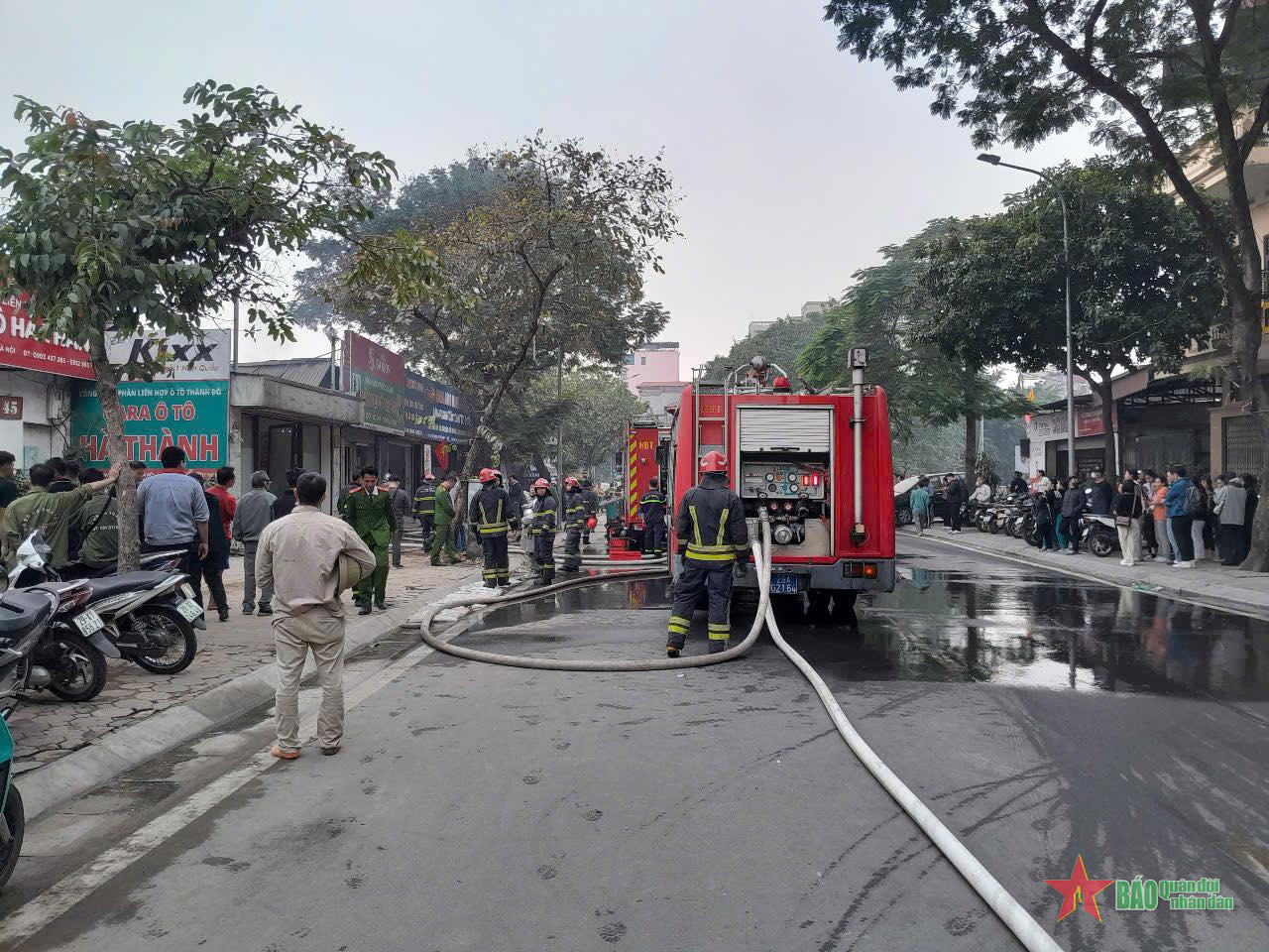 Hà Nội: Cháy quán kinh doanh gà ở phố Võ Thị Sáu