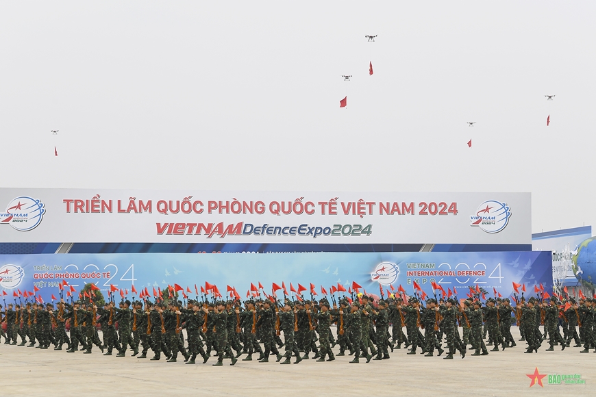 Chuẩn bị kỹ lưỡng cho lễ khai mạc Triển lãm Quốc phòng Quốc tế Việt Nam 2024