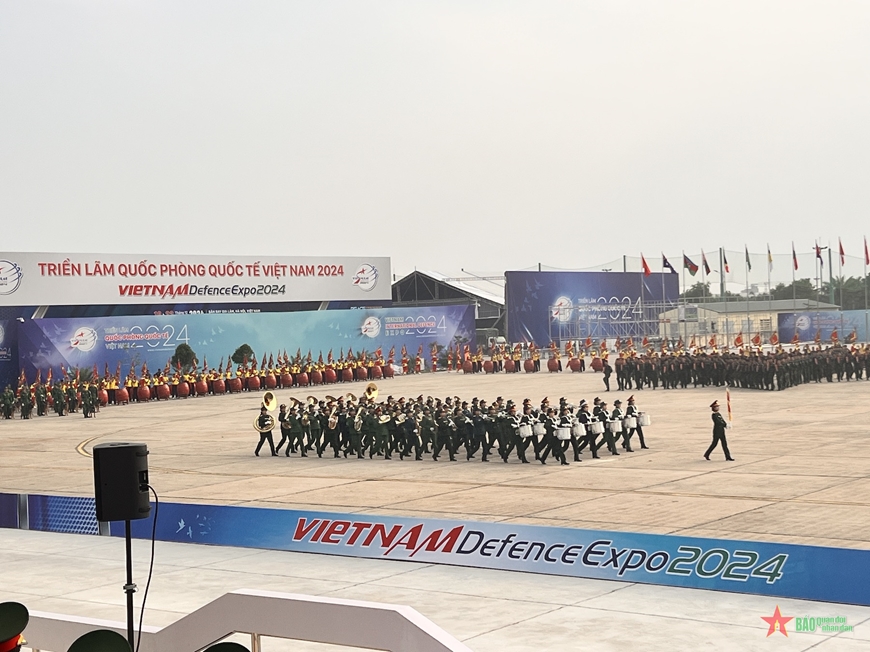 Chuẩn bị kỹ lưỡng cho lễ khai mạc Triển lãm Quốc phòng Quốc tế Việt Nam 2024
