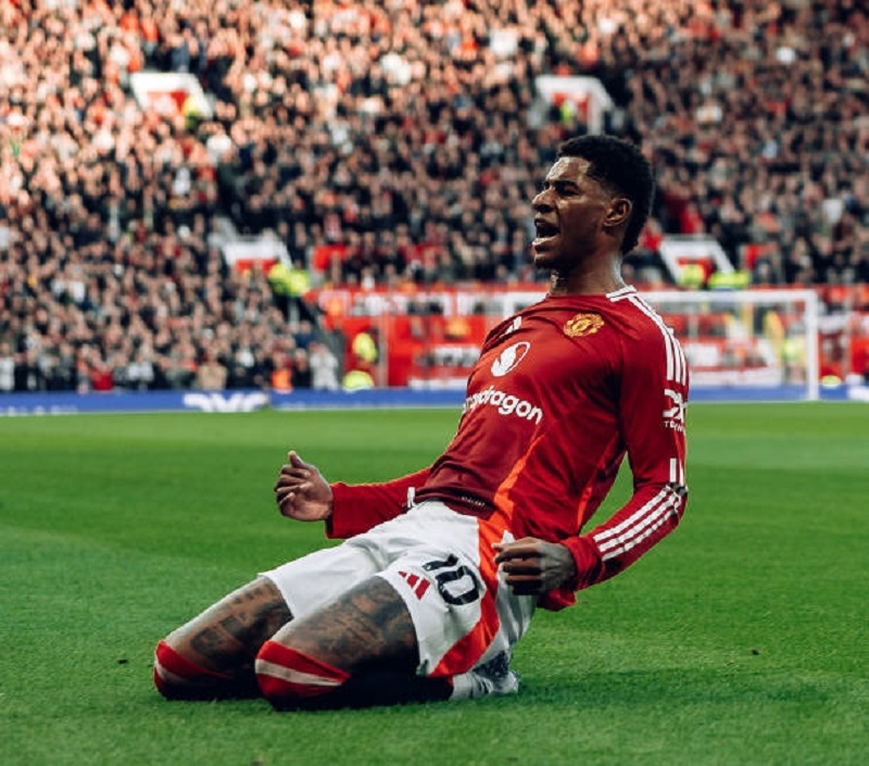 Tin thể thao (11-12): Liverpool nối dài mạch thắng, cầu thủ Việt Nam được vinh danh