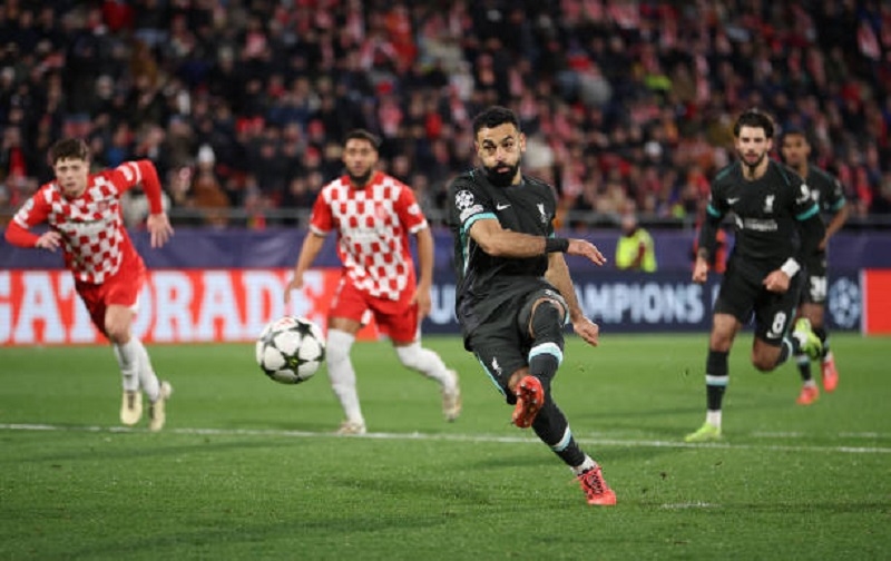 Tin thể thao (11-12): Liverpool nối dài mạch thắng, cầu thủ Việt Nam được vinh danh