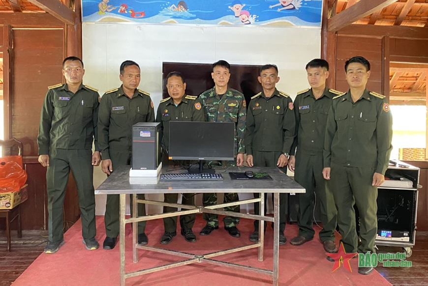 Bộ đội Biên phòng Điện Biên phối hợp tuần tra song phương với Biên phòng Lào