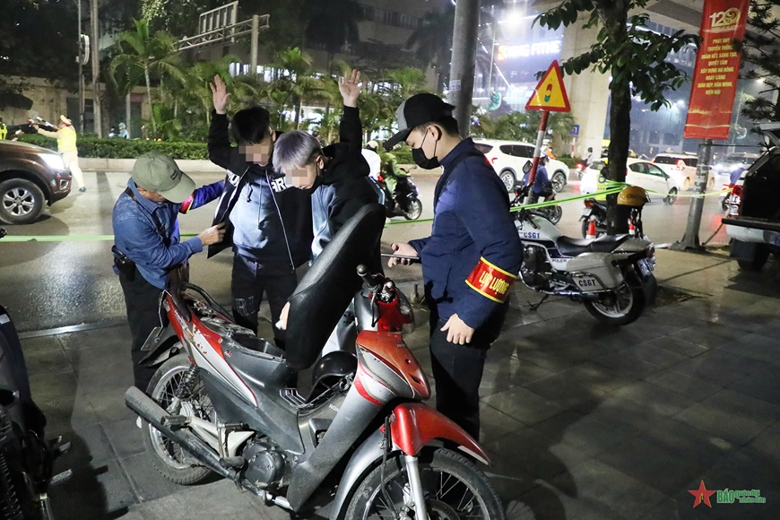 Cảnh sát 141 xử lý nhiều trường hợp vi phạm luật giao thông