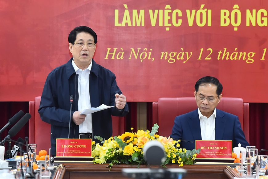 Chủ tịch nước Lương Cường làm việc với Bộ Ngoại giao