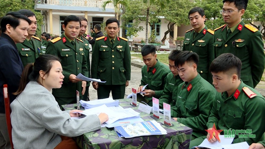 Bộ CHQS tỉnh Ninh Bình phổ biến chế độ chính sách cho quân nhân xuất ngũ năm 2024