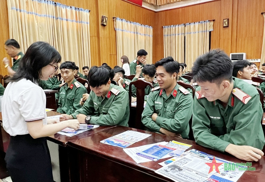 Bộ CHQS tỉnh Bà Rịa-Vũng Tàu phối hợp tư vấn việc làm cho quân nhân chuẩn bị xuất ngũ
