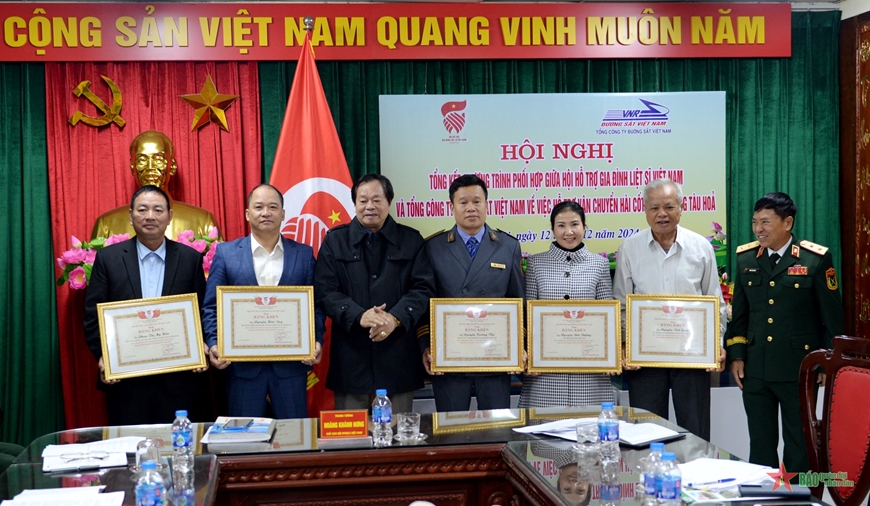 Tổng kết hoạt động hỗ trợ vận chuyển hài cốt liệt sĩ bằng phương tiện tàu hỏa