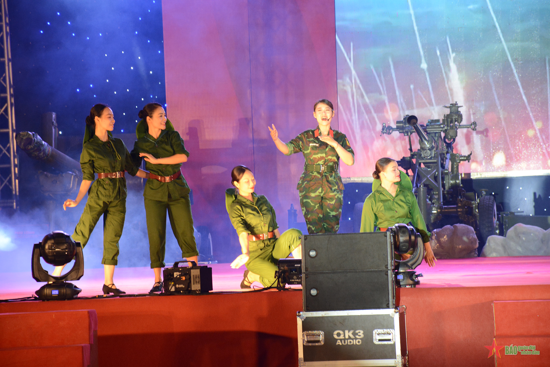 Quân khu 3 tổ chức Dạ hội “Vững bước dưới cờ Quyết thắng”