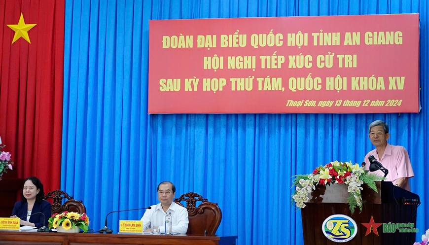 Phó chủ tịch nước Võ Thị Ánh Xuân tiếp xúc cử tri tại An Giang