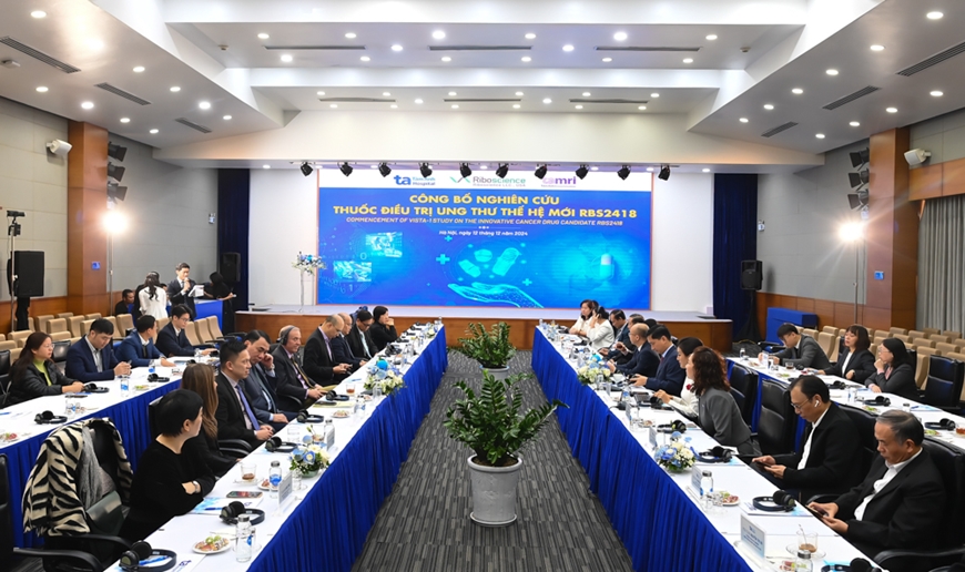 Toàn cảnh buổi lễ. Ảnh: Phong Lan 