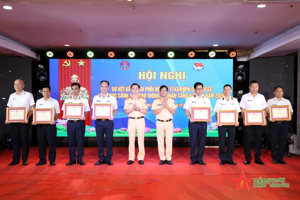 Tân Cảng Sài Gòn và Cục Cảnh sát giao thông sơ kết 1 năm phối hợp