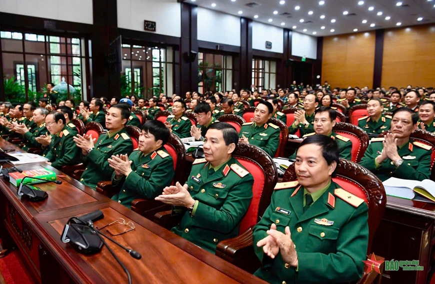 Làm sâu sắc hơn nữa truyền thống anh hùng, phẩm chất tốt đẹp và tôn vinh những chiến công to lớn của Quân đội