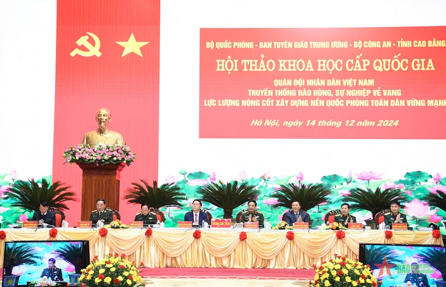 Làm sâu sắc hơn nữa truyền thống anh hùng, phẩm chất tốt đẹp và tôn vinh những chiến công to lớn của Quân đội