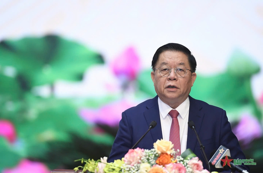 Làm sâu sắc hơn nữa truyền thống anh hùng, phẩm chất tốt đẹp và tôn vinh những chiến công to lớn của Quân đội