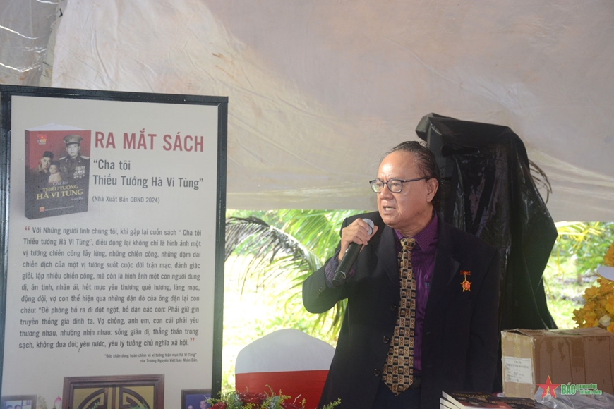 Cha tôi - Thiếu tướng Hà Vi Tùng