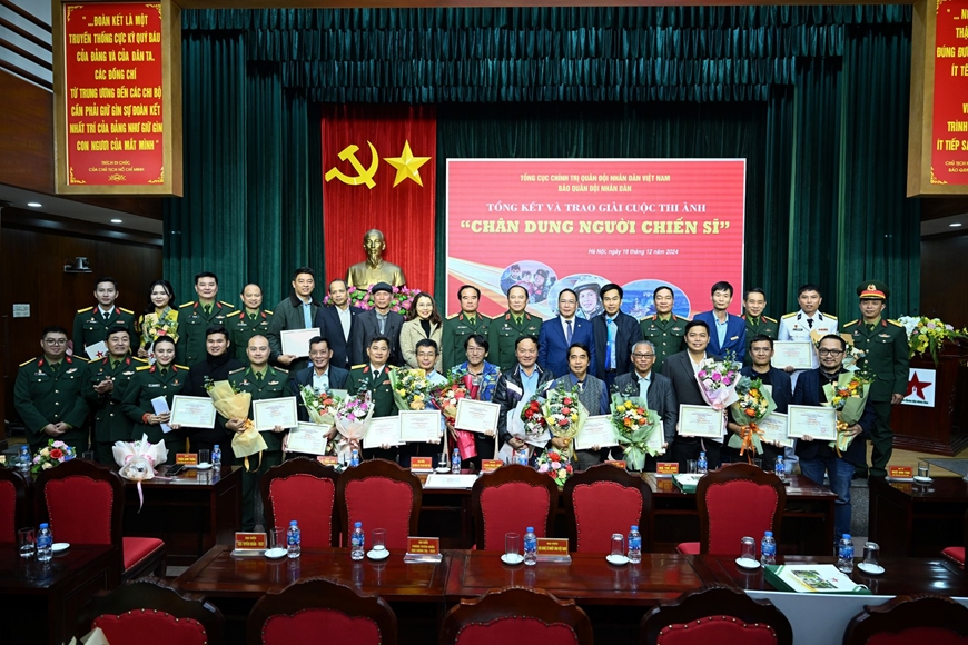 Những khoảnh khắc đẹp về Bộ đội Cụ Hồ thời bình