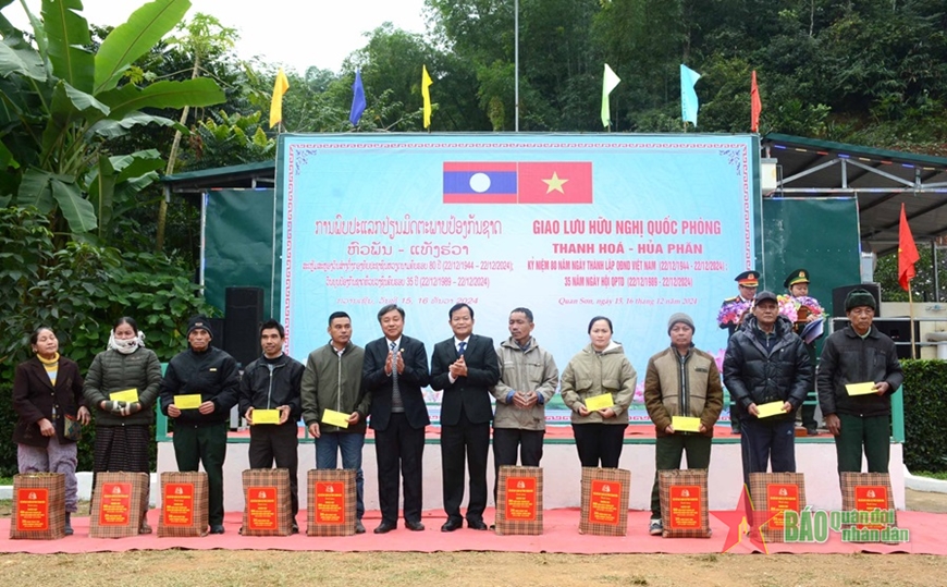 Giao lưu Quốc phòng Thanh Hóa - Hủa Phăn