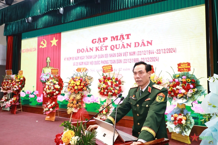 Học viện Hậu cần gặp mặt đoàn kết quân dân
