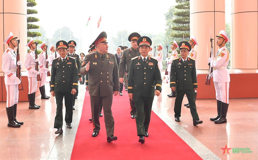 Đại tướng Phan Văn Giang chủ trì lễ đón Bộ trưởng Bộ Quốc phòng Belarus