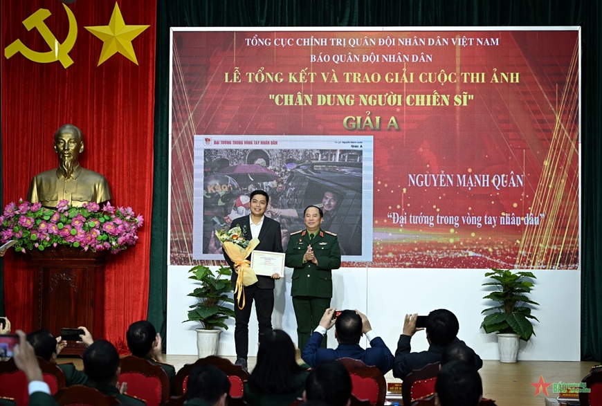 Mong muốn có thêm những bức ảnh đẹp về người chiến sĩ