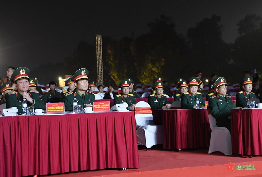 Đại tướng Nguyễn Tân Cương chủ trì Tổng duyệt Lễ khai mạc Giao lưu quân nhạc năm 2024