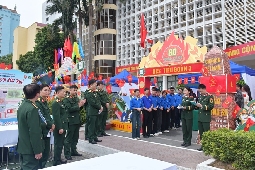 Sôi nổi các hoạt động chào mừng Ngày thành lập Quân đội nhân dân Việt Nam