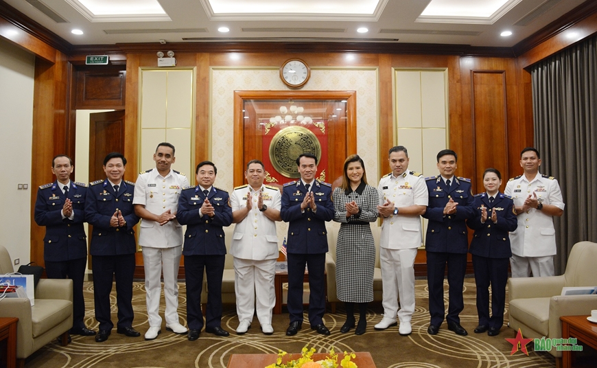 Hợp tác thiết thực, hiệu quả giữa Cảnh sát biển Việt Nam và Cơ quan Thực thi pháp luật trên biển Malaysia