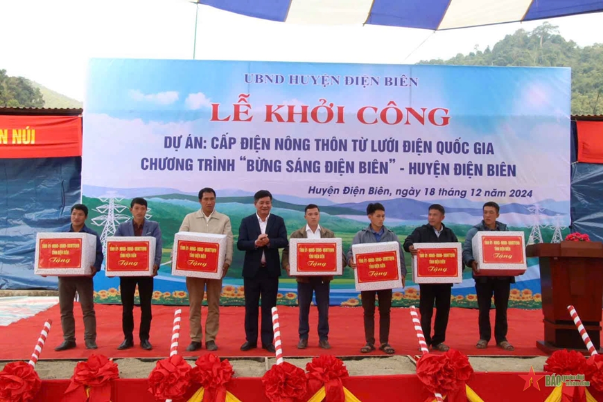 Khởi công Dự án cấp điện nông thôn từ lưới điện quốc gia tại huyện Điện Biên​