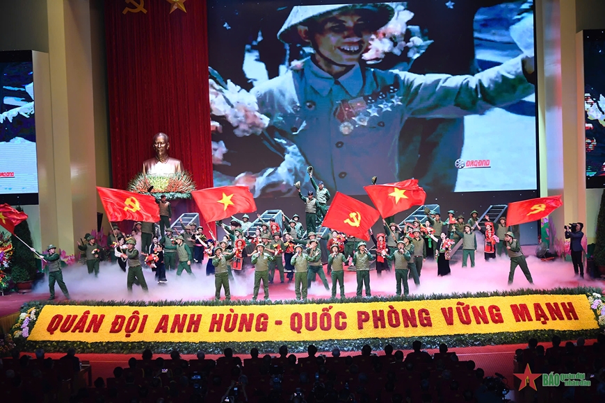 Tổ chức trọng thể Lễ kỷ niệm 80 năm Ngày thành lập Quân đội nhân dân Việt Nam và 35 năm Ngày hội Quốc phòng toàn dân