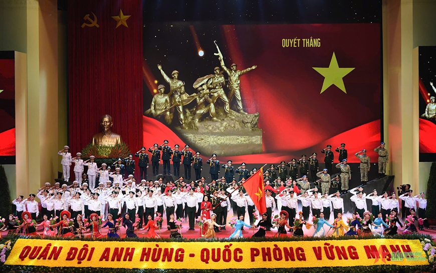 Tổ chức trọng thể Lễ kỷ niệm 80 năm Ngày thành lập Quân đội nhân dân Việt Nam và 35 năm Ngày hội Quốc phòng toàn dân