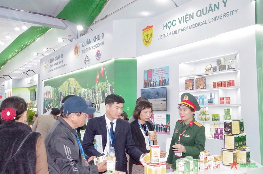 Tự hào về thành tựu vẻ vang của Quân đội nhân dân Việt Nam