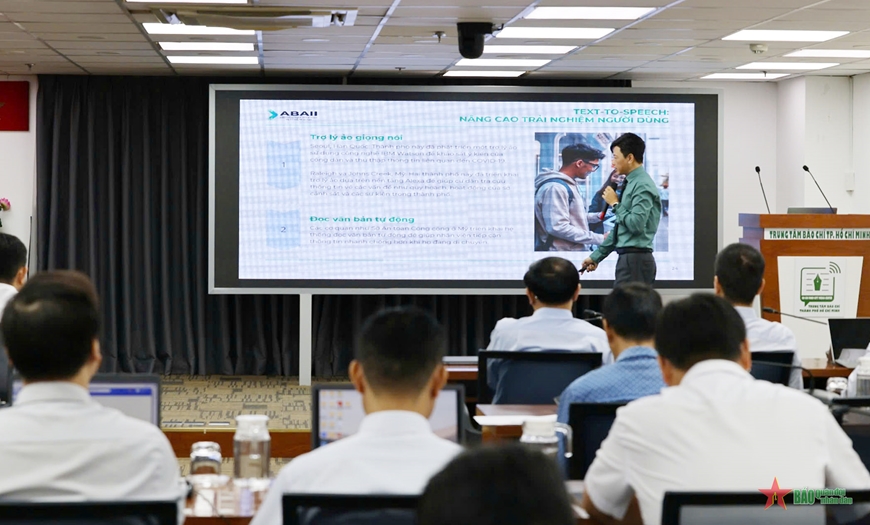 TP Hồ Chí Minh thí điểm đào tạo các kỹ năng ứng dụng trợ lý ảo cho cán bộ, công chức, viên chức